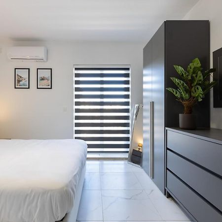 A Stunning Apartment With Spectacular Sea Views St. Paul's Bay Exterior photo