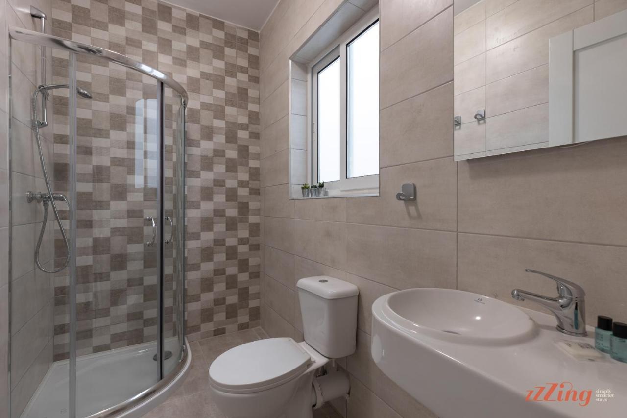 A Stunning Apartment With Spectacular Sea Views St. Paul's Bay Exterior photo